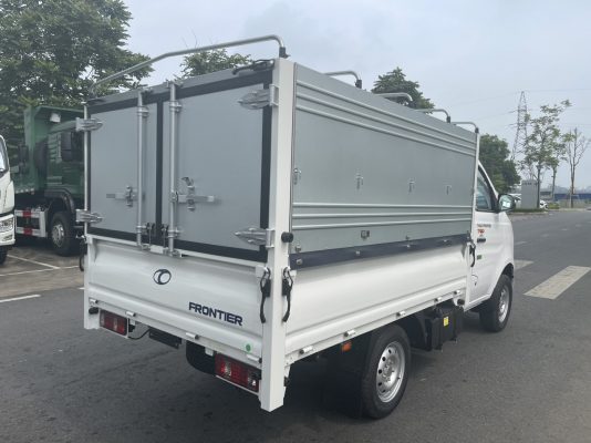 THACO TF220 thùng mui bạt tiêu chuẩn mở 3 bửng
