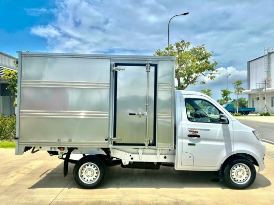 Thùng kín chất liêu inox