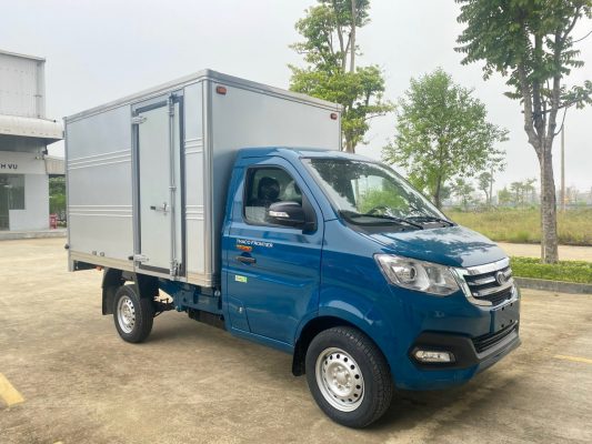 Mua THACO TF230 900kg thùng kín trả góp chỉ cần 90 triệu đồng