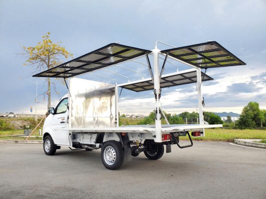 Các mảng thùng thiết kế mở lên bằng xi-lanh thủy lực
