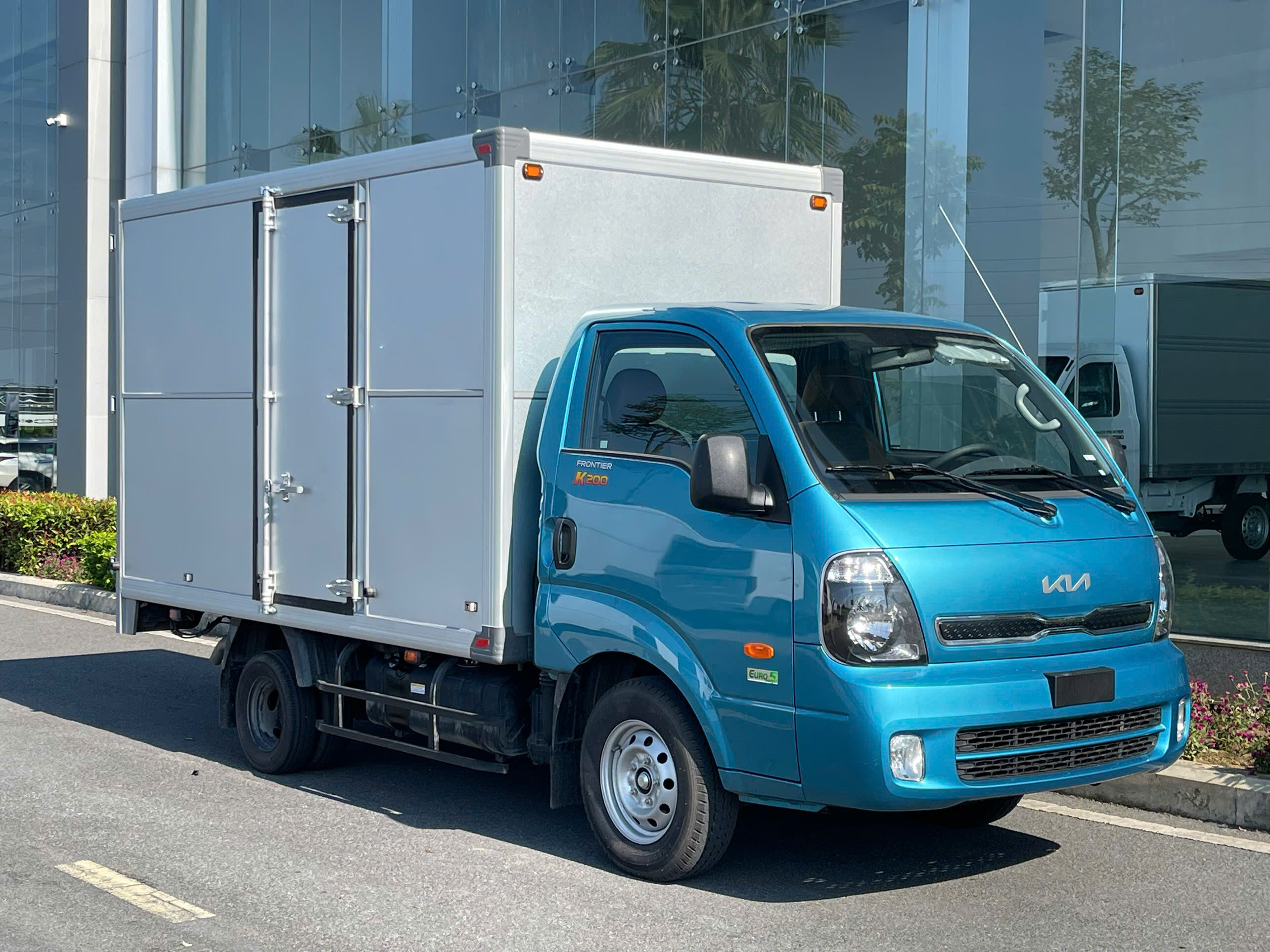 KIA K200 THÙNG KÍN(1.9 TẤN)