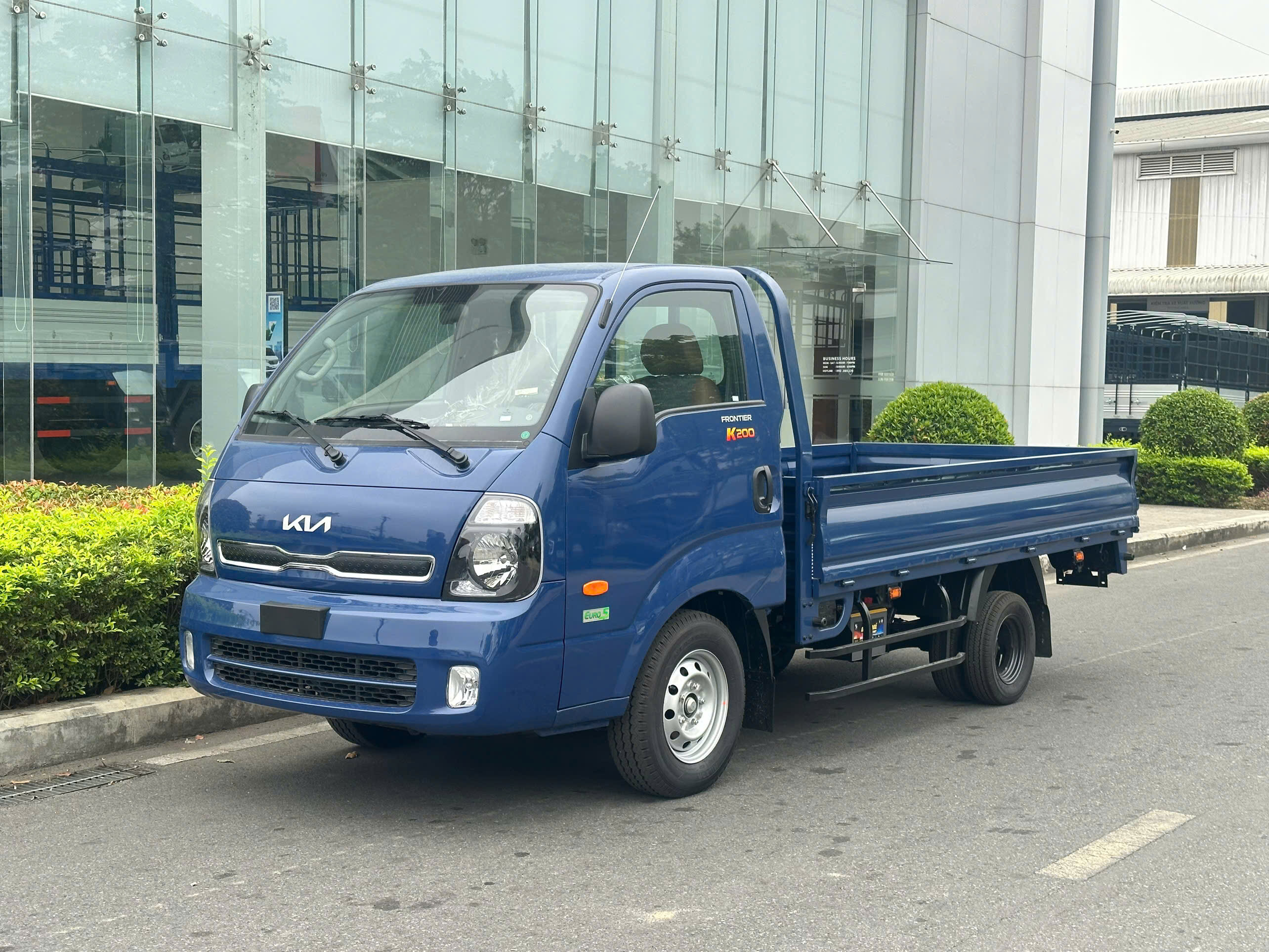 KIA K200 THÙNG LỬNG - 1,9 TẤN