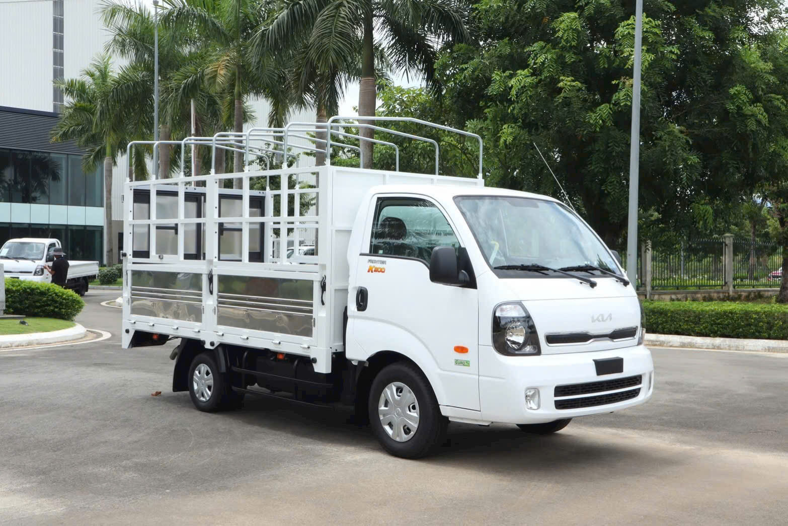 Xe tải KIA K200 thùng bạt mở 5 bửng