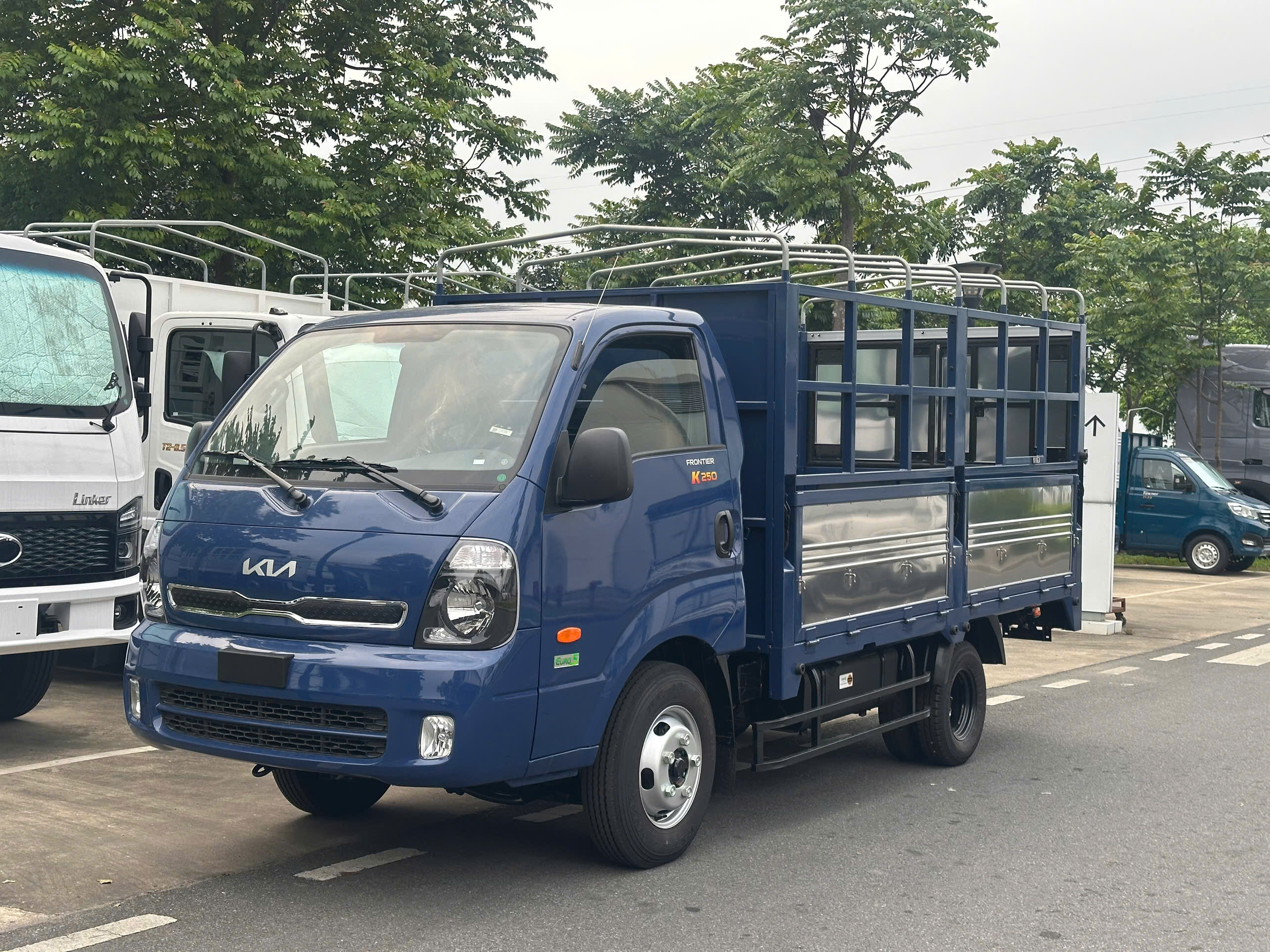 Xe tải KIA K250 bảo hành 3 năm hoặc 10 vạn km