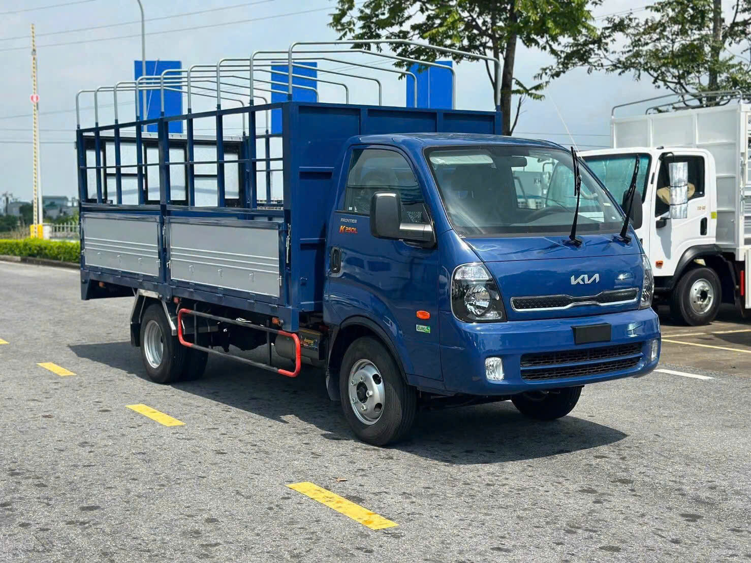 XE TẢI KIA K250L(thùng 4,5m)