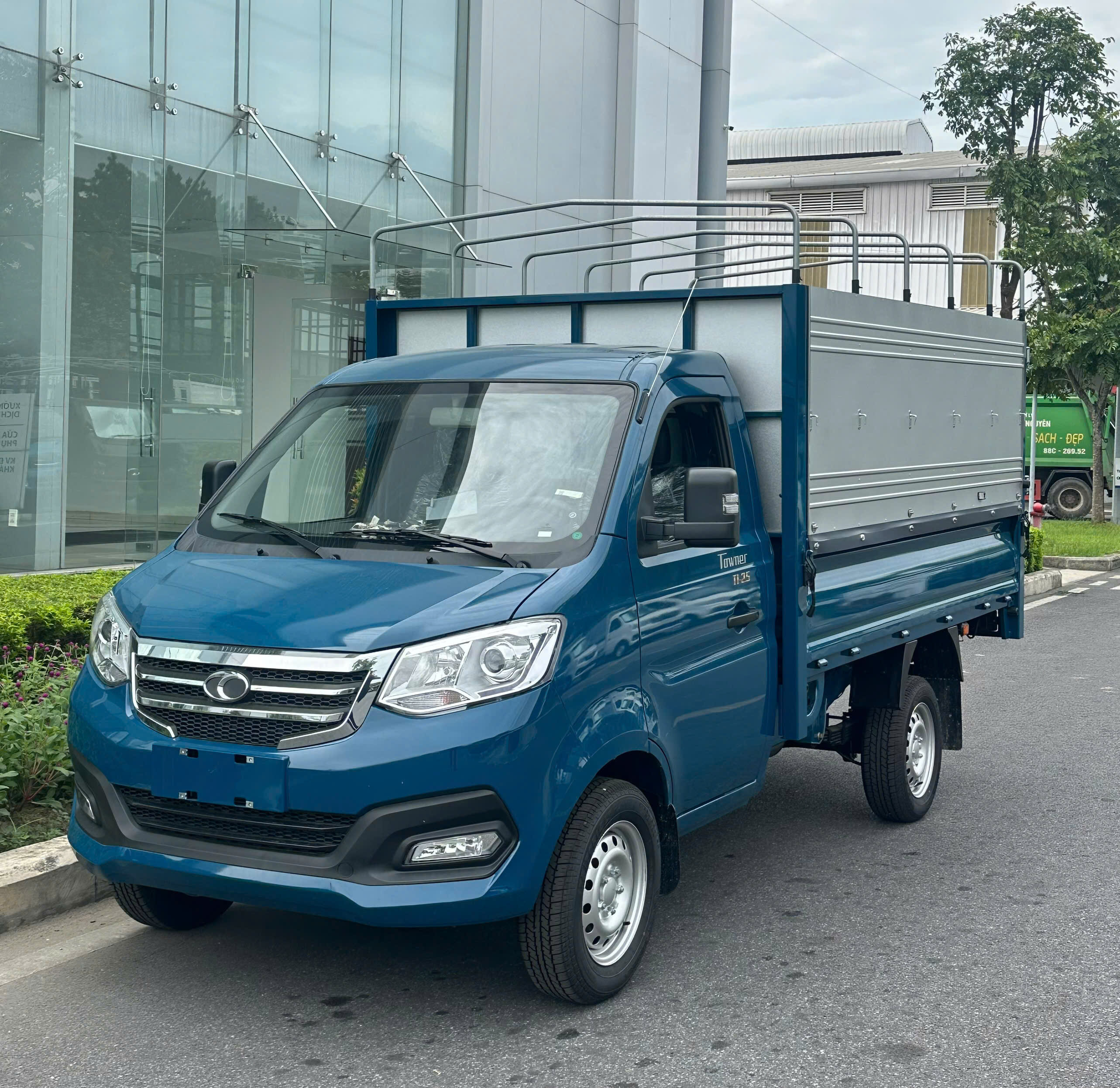 Xe tải THACO TF230 mẫu mới nhất