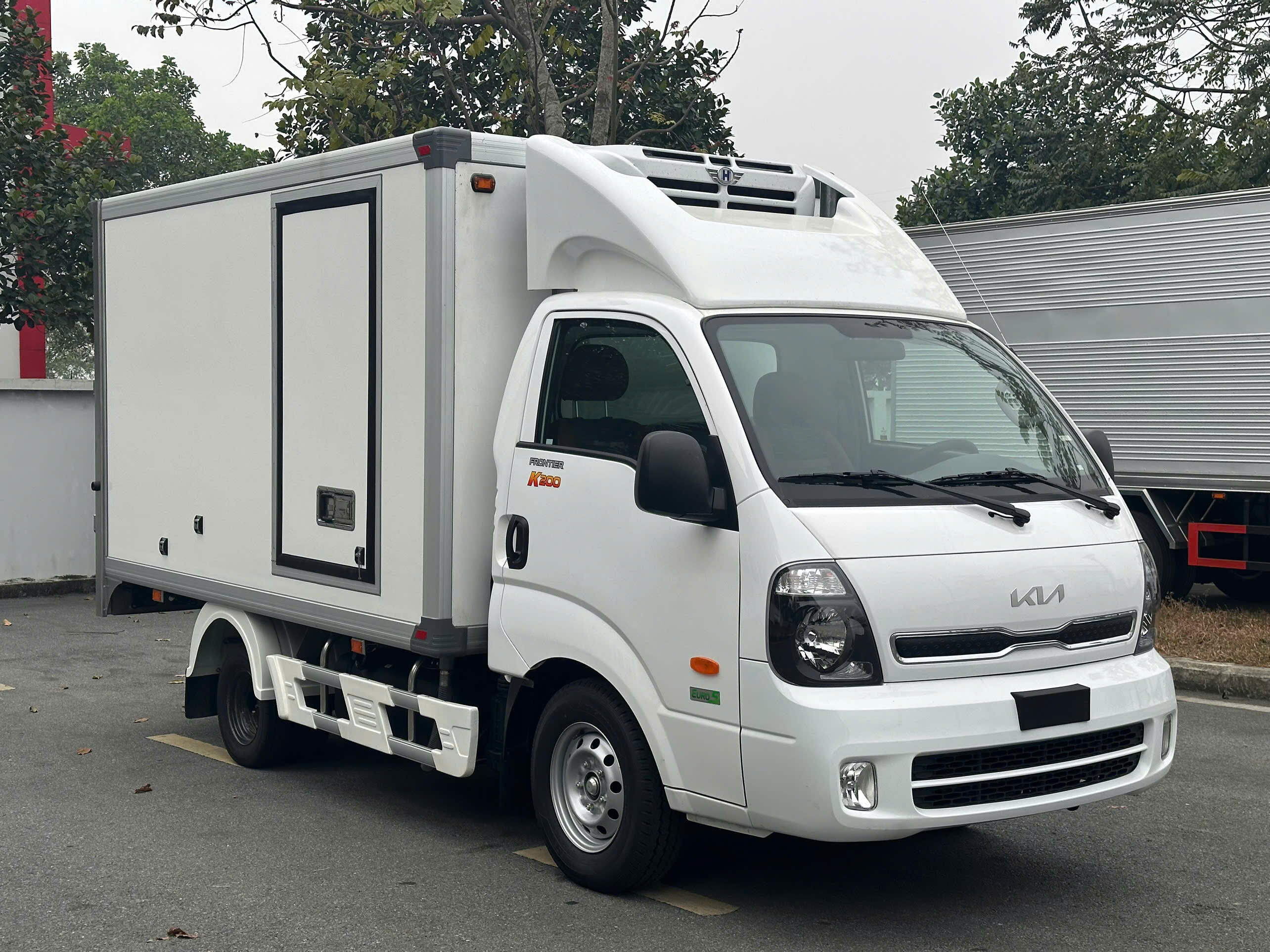 KIA K200 thùng đông lạnh