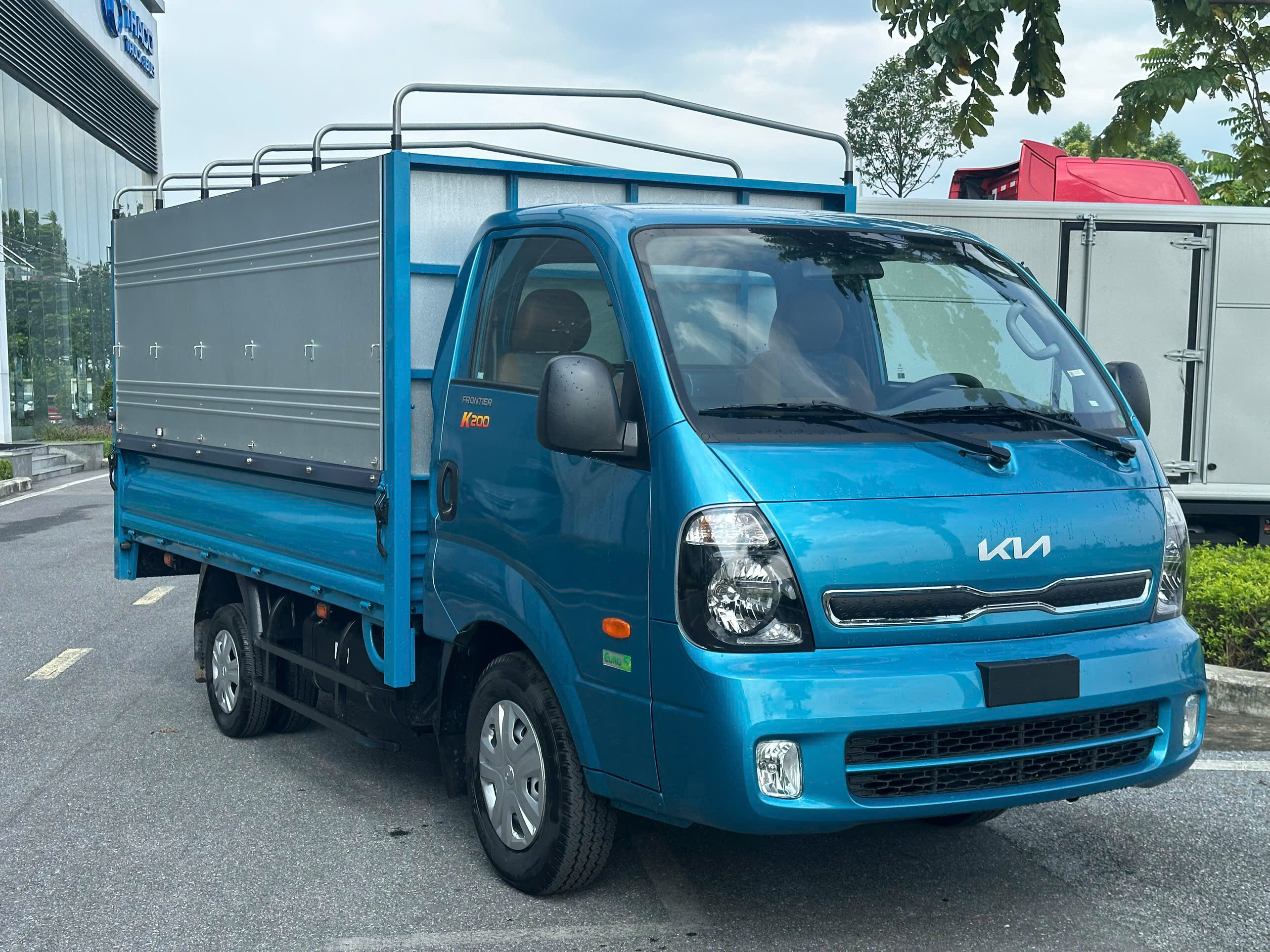 KIA K200 thùng mui bạt mở 3 bửng